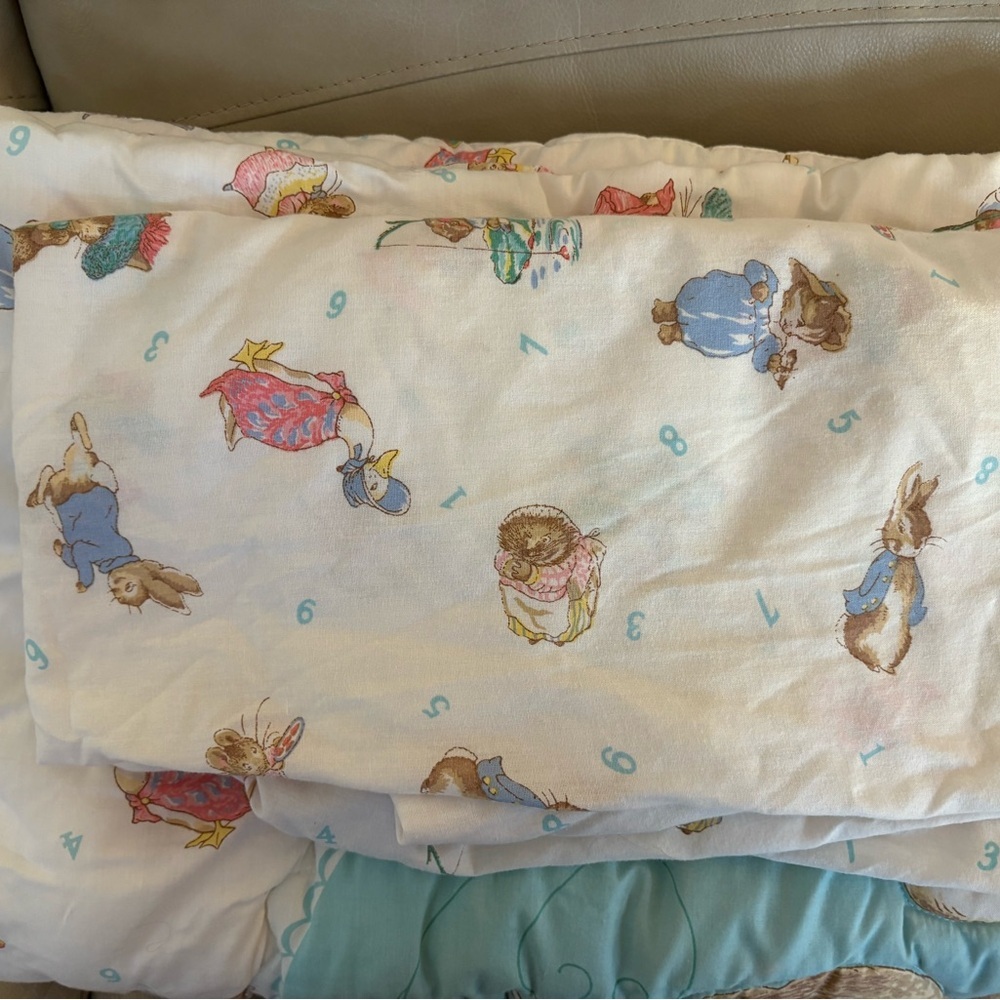 Vintage Beatrix Potter Quiltex Baby Quilt, crib sheet, crib ruffle rare 90’s Y2K - Picture 14 of 16